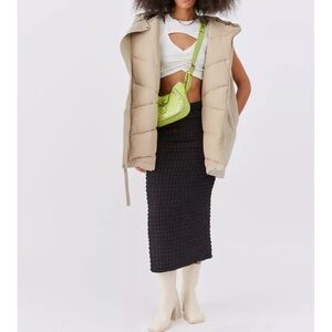 BDG Unisex Oversized Zip Up Puffer Vest - Tan- Size Large